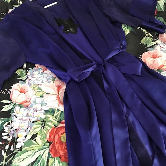 Victoria’s Secret Short Nightgown & Robe Peignoir Tanzanite & Black Perfect Sz M - Picture 1 of 7